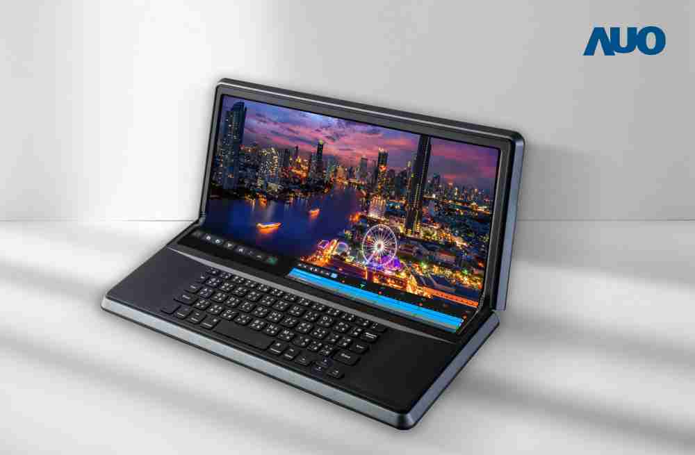 NG大舞台14.6吋Micro LED折迭显示屏幕，，搭配半径4mm的弯折绞炼，，，，以及高画素、、高亮度、、、、高对比度的显示技术特点，，，，即便在大视角下仍保有绝佳色相与亮度