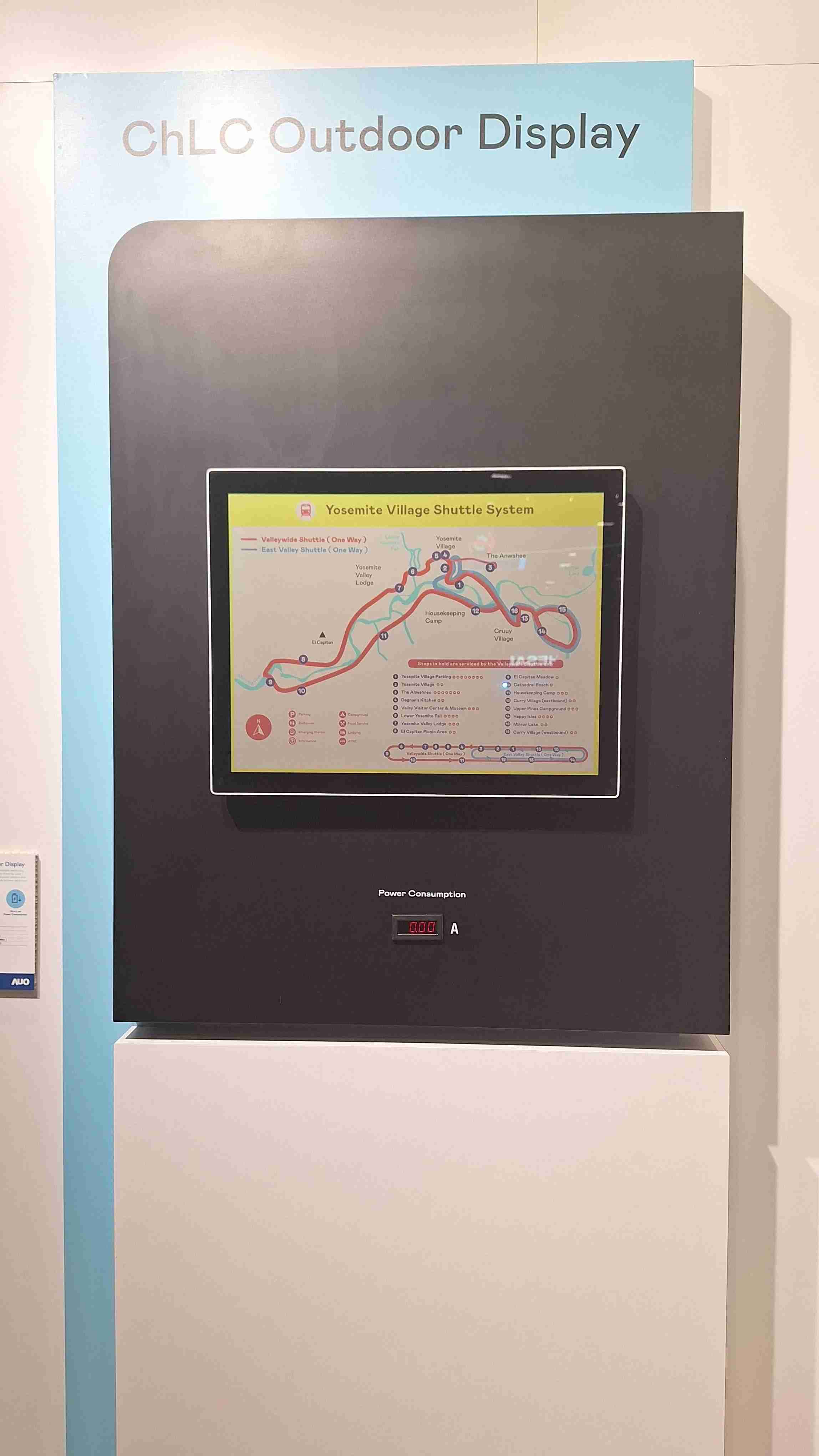 NG大舞台的「胆固醇液晶超低耗能户外全彩显示器」不只环保省电，，，且符合户外严苛使用环境，，，拥有在摄氏-30度至85度下的宽温使用优势，，，，并且强光愈强愈能呈现绝佳的色彩饱和度及显示效果，，，易于安装的特性将成为户外电子看板的新首选。。